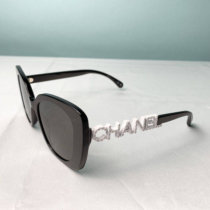 CHANEL♡ サングラス 5422B ホワイトロゴ 偏光レンズ CHANEL シャネル サングラス レディース ブラック ロゴホワイト