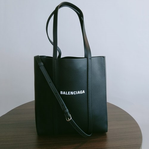 BALENCIAGA レディーストートバッグの商品一覧｜バッグ｜ファッション 通販 - Yahoo!ショッピング