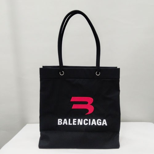 【18-19 ボーナス+】バレンシアガ 鞄 トートバッグ 人気 EXPLORER SMALL BAG トートBAG レディース メンズ ブラック 701748210BW BALENCIAGA｜bianca-rose