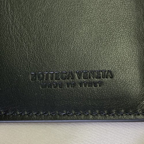 BOTTEGA VENETA（ボッテガ・ヴェネタ） カードケース CASSETE カセット