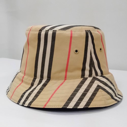 即発 BURBERRY コットンリバーシブルアイコンストライプ 8056242 BURBERRY バーバリー コットンリバーシブルアイコンストライプ
