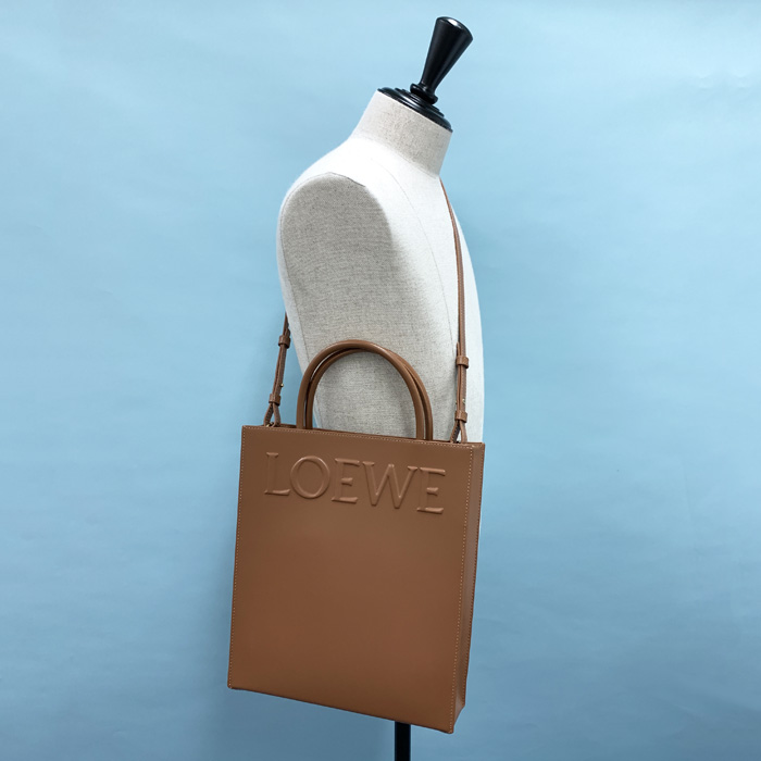 LOEWE 【訳あり】ロエベ スリークカーフ スタンダード A4 トート