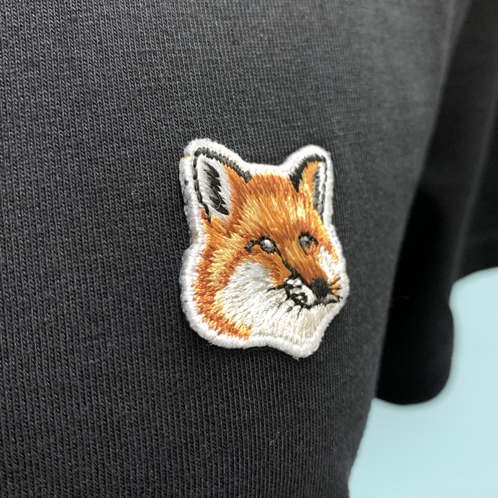 メゾンキツネ Tシャツ 半袖 人気 FOX HEAD PATCH レディース ブラック ネイビー グレー ホワイト AW00103KJ0005 MAISON KITSUNE FOX HEAD PATCH CLASSIC TEE-SHIRT | Maison Kitsuné