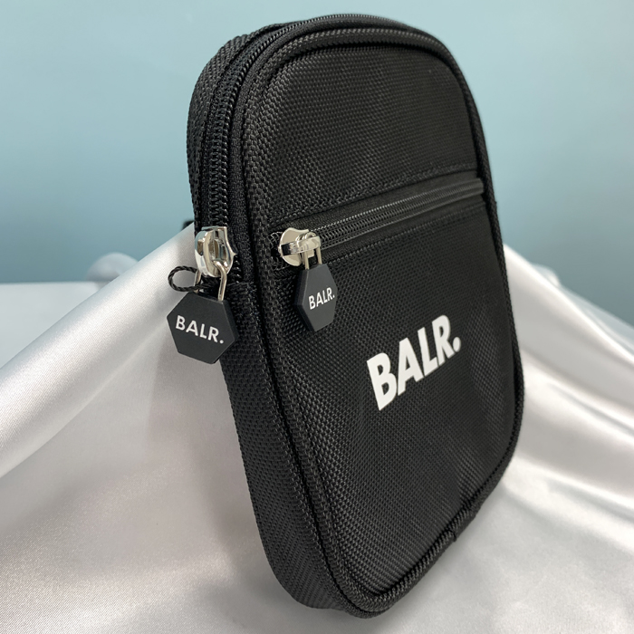 即発 BALR. ボーラー U-SERIES クロスボティバッグ B6234.1006 BALR ボーラー | ボディバッグ U-SERIES SMALL CROSS BODY BAG
