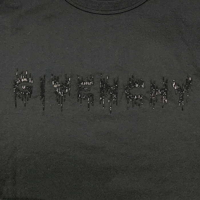 【即発】GIVENCHY ビーズ コットンTシャツ(BW707Z3Z4D) 即発】GIVENCHY ビーズ コットンTシャツ(BW707Z3Z4D) (GIVENCHY