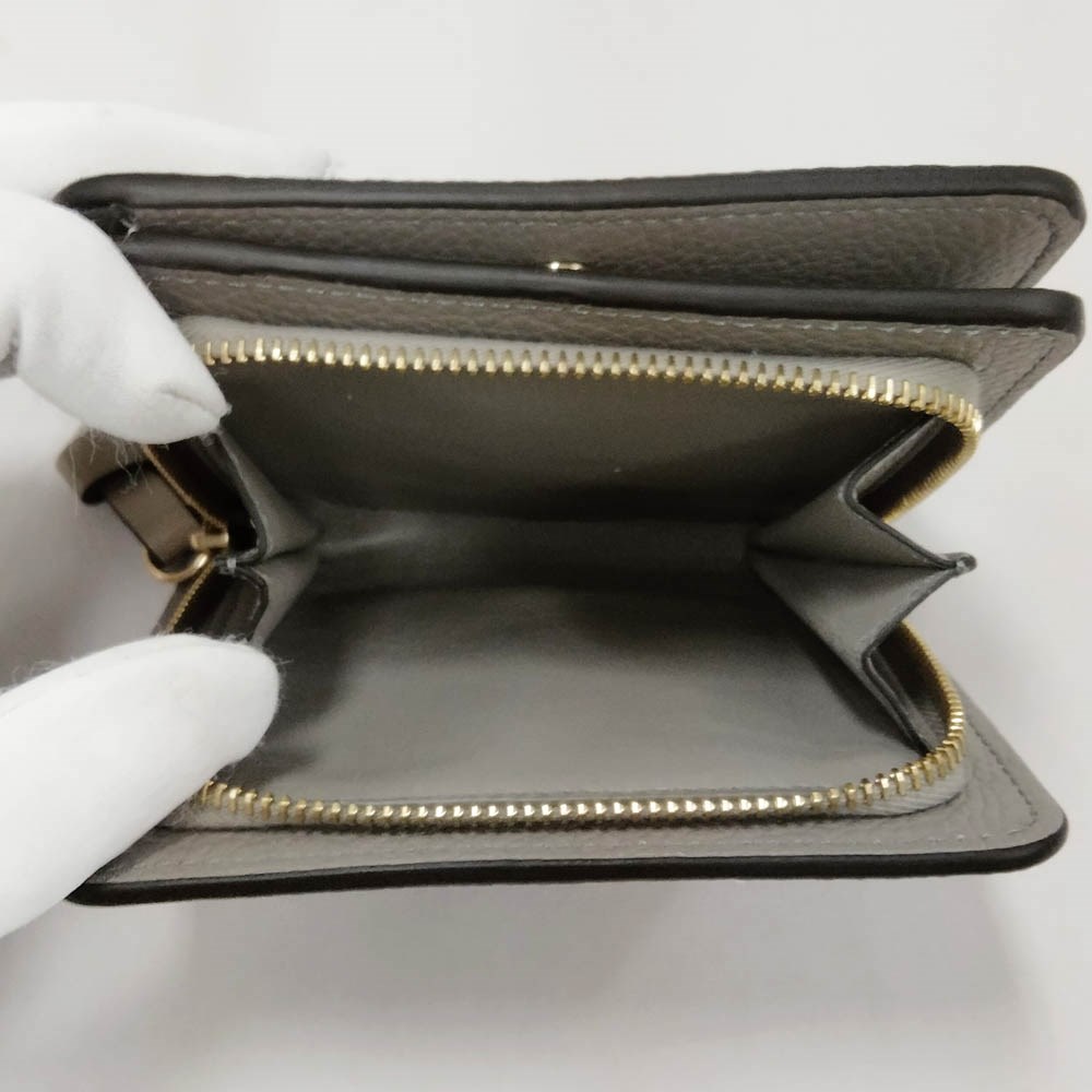 Chloe（クロエ） 二つ折り財布 Alphabet Bi-Fold Wallet