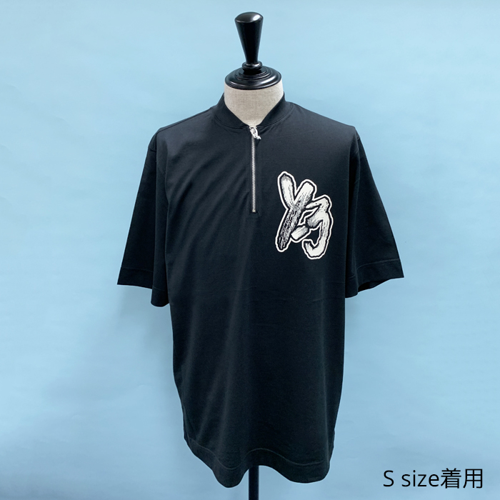 ☆送関込Y-3 ロゴ ハーフジップ Tシャツ ハーフジップ Y-3(ワイスリー) メンズ - 海外通販のBUYMA