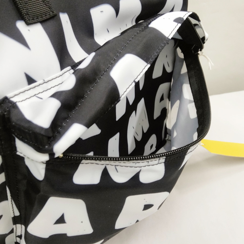 マルニ MARNI バッグ リュック バックパック デイパック ロゴ モノグラム MARNI マルニ バッグ リュック マキシロゴ入りバックパック