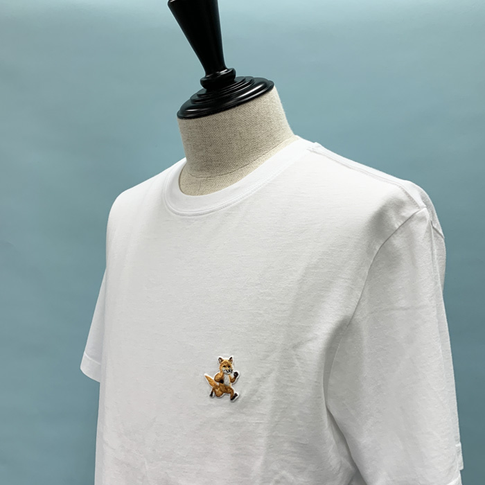 メゾンキツネ Tシャツ 半袖 シンプル スピーディFox パッチTシャツ メンズ ホワイトレディース MM00125KJ00088 MAISON KITSUNE MAISON KITSUNE メゾンキツネ Tシャツ 半袖 シンプル スピーディ