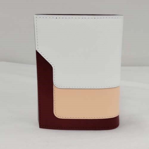 MARNI（マルニ） 【爆買】MARNI 折りたたみ財布 二つ折り バイカラー