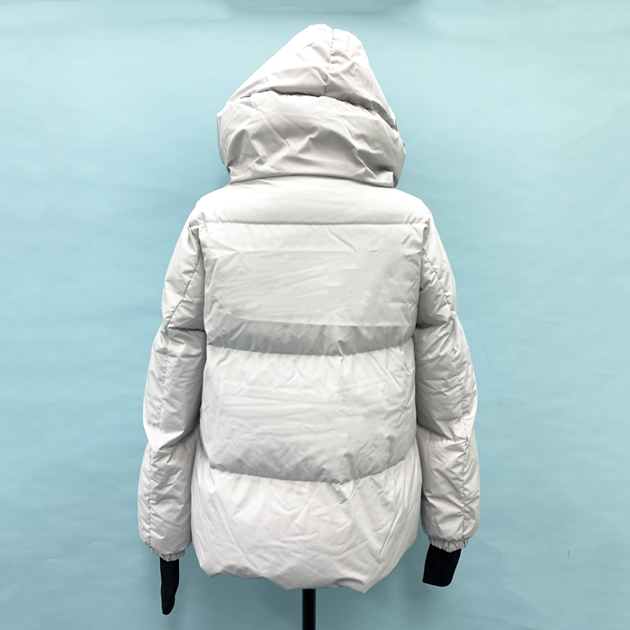 HERNO（ヘルノ） アウター ジャケット フード付き Laminar ダウン GORE