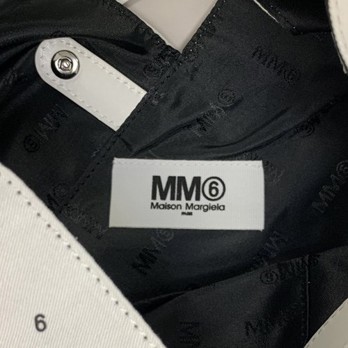 【母の日】MM6 エムエムシックス メゾン マルジェラ オールオーバー 6プリント クラシック Japanese バッグ S54WD0039P0978 ジャパニーズ 白 可愛い_7