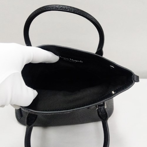 メゾンマルジェラ ショルダーバッグ レザー 5AC Classiqueマイクロ バッグ レディース ブラック S56WG0081P4455 MAISON MARGIELA | Maison Margiela | 05