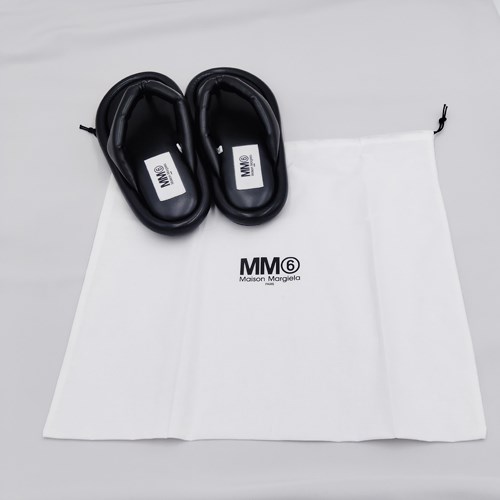 MM6 Maison Margiela パフパデットサンダル ブラック MM6 Maison Margiela プラットフォーム サンダル | ブラック