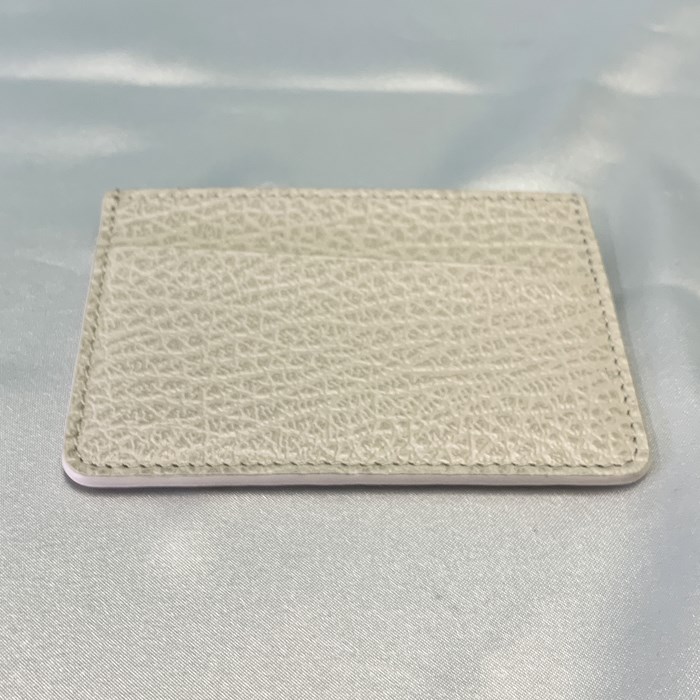 【爆買】MAISON MARGIELA メゾンマルジェラ カードケース 名刺入れ レザー カードホルダー レディース メンズ ４ステッチ SA1VX0005 P4455の画像