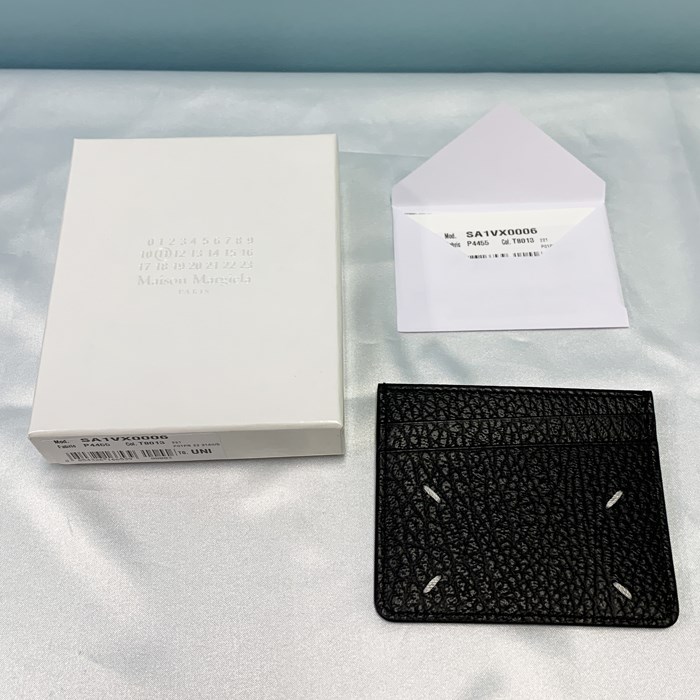 MAISON MARGIELA｜４ステッチ カードホルダー SA1VX0006 P4455 メゾン マルジェラ MAISON MARGIELA SA1VX0006 P4455 カード