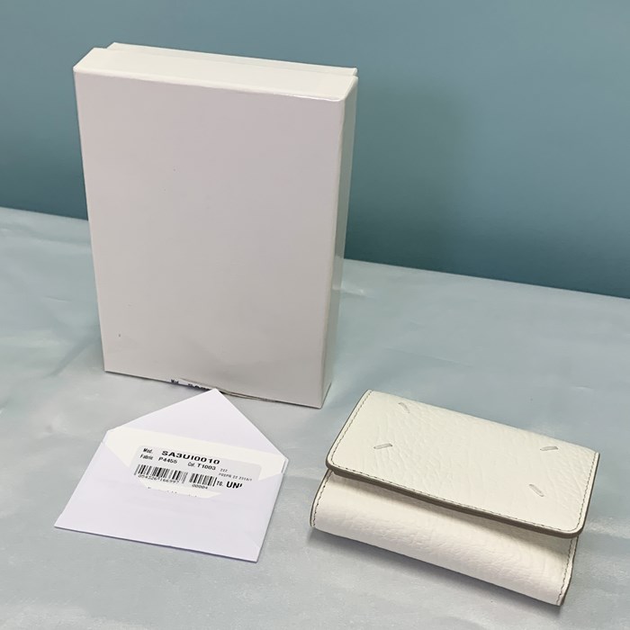Maison Margiela メゾンマルジェラ 折り財布 三つ折り トリ Maison Margiela メゾンマルジェラ 折り財布 三つ折り トリ