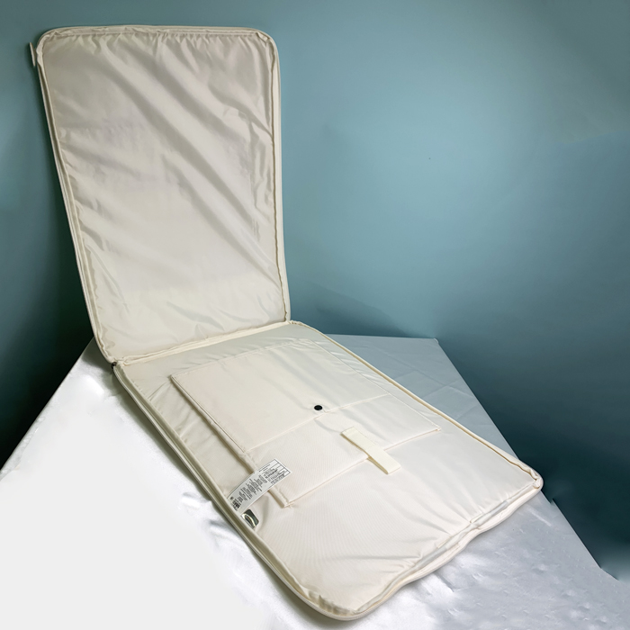 MM6 エムエムシックスメゾン マルジェラ MM6 x Eastpak ポスター