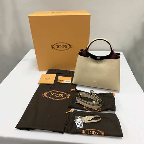 24時間限定値下げTOD'S レザーバッグマイクロクリーム TOD'S 【訳あり4】トッズ レザーマイクロバッグ レディース