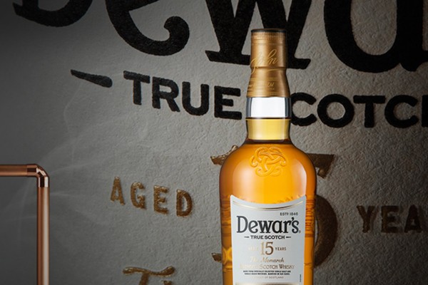 Dewar's 18年 ブレンデッドスコッチウイスキー 750ml デュワーズ ウイスキー スコッチ ブレンデッド 18年 40度 750ml