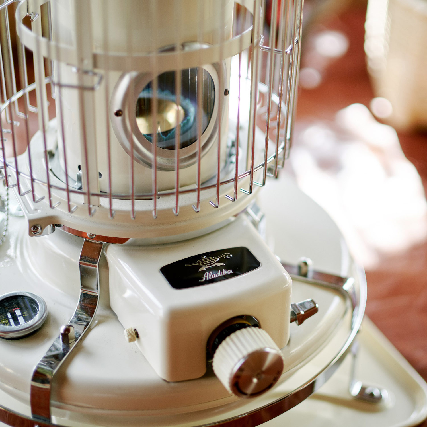 アラジン（Aladdin） 石油ストーブ ヒーター 暖房器具 小型 足元