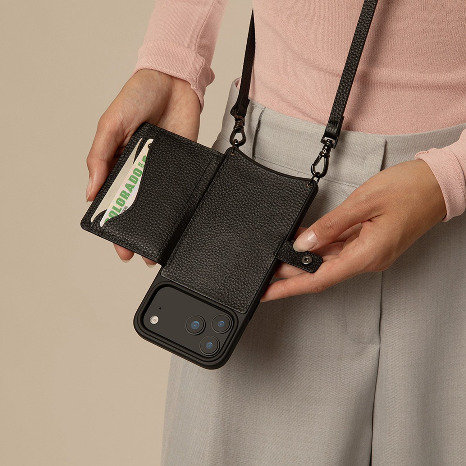 BANDOLIER（バンドリヤー） スマホショルダー iPhone17 17Pro 17Pro