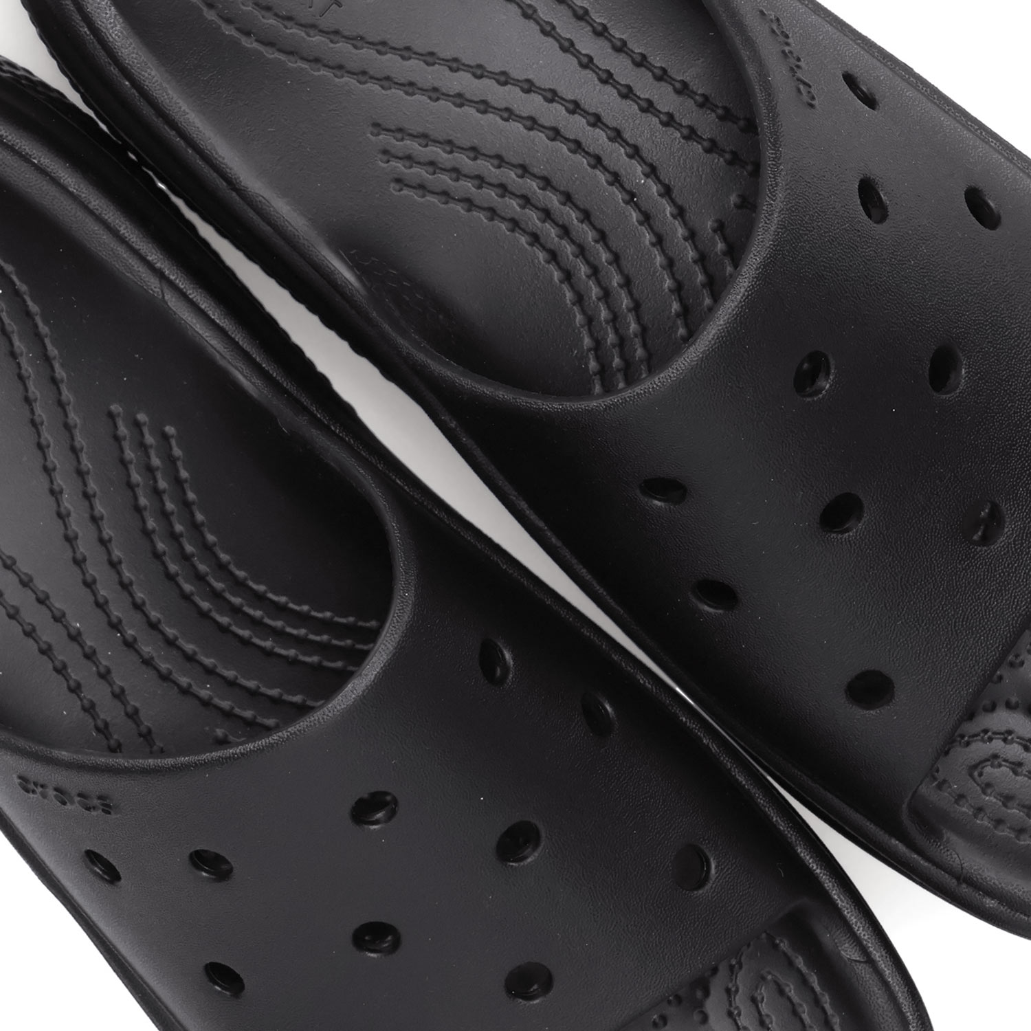【未使用級】クロックス ストンプ キルテッド クロッグ　厚底　ブラック 未使用級】クロックス ストンプ キルテッド クロッグ 厚底 ブラック
