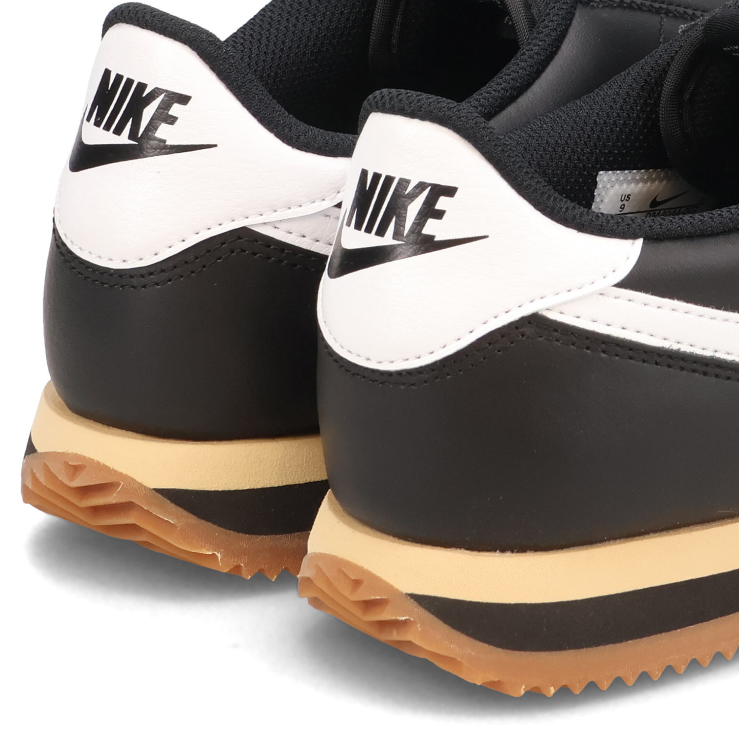 nike-dm4044-002_6.jpg