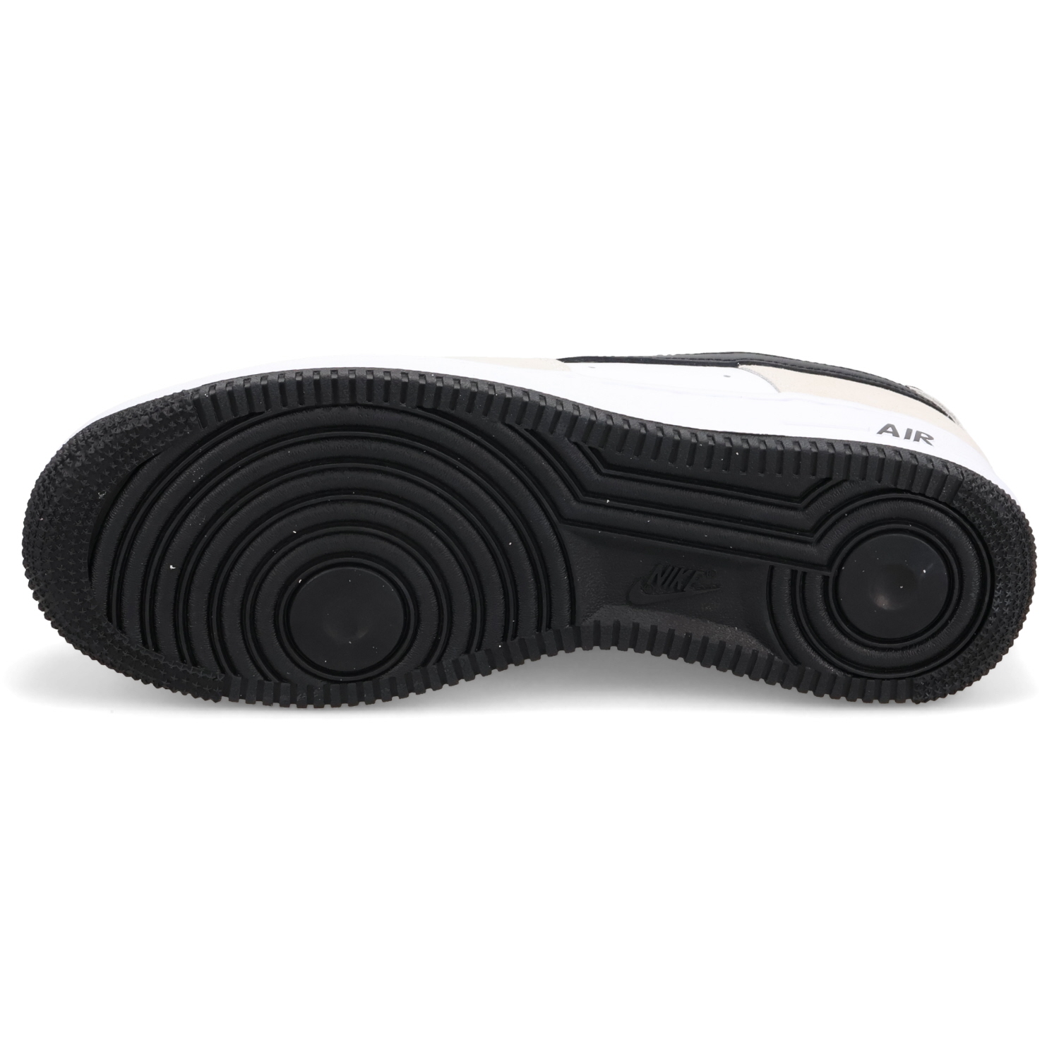 NIKE（ナイキ） エアフォース1 07 LV8 スニーカー メンズ レディース