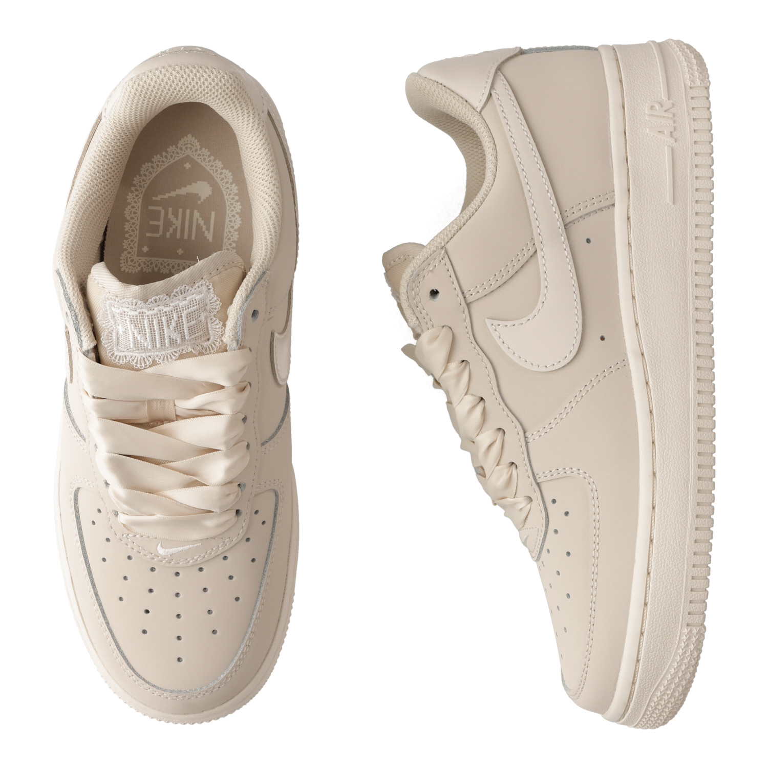 NIKE（ナイキ） ウィメンズ エアフォース1 レトロ プレミアム 