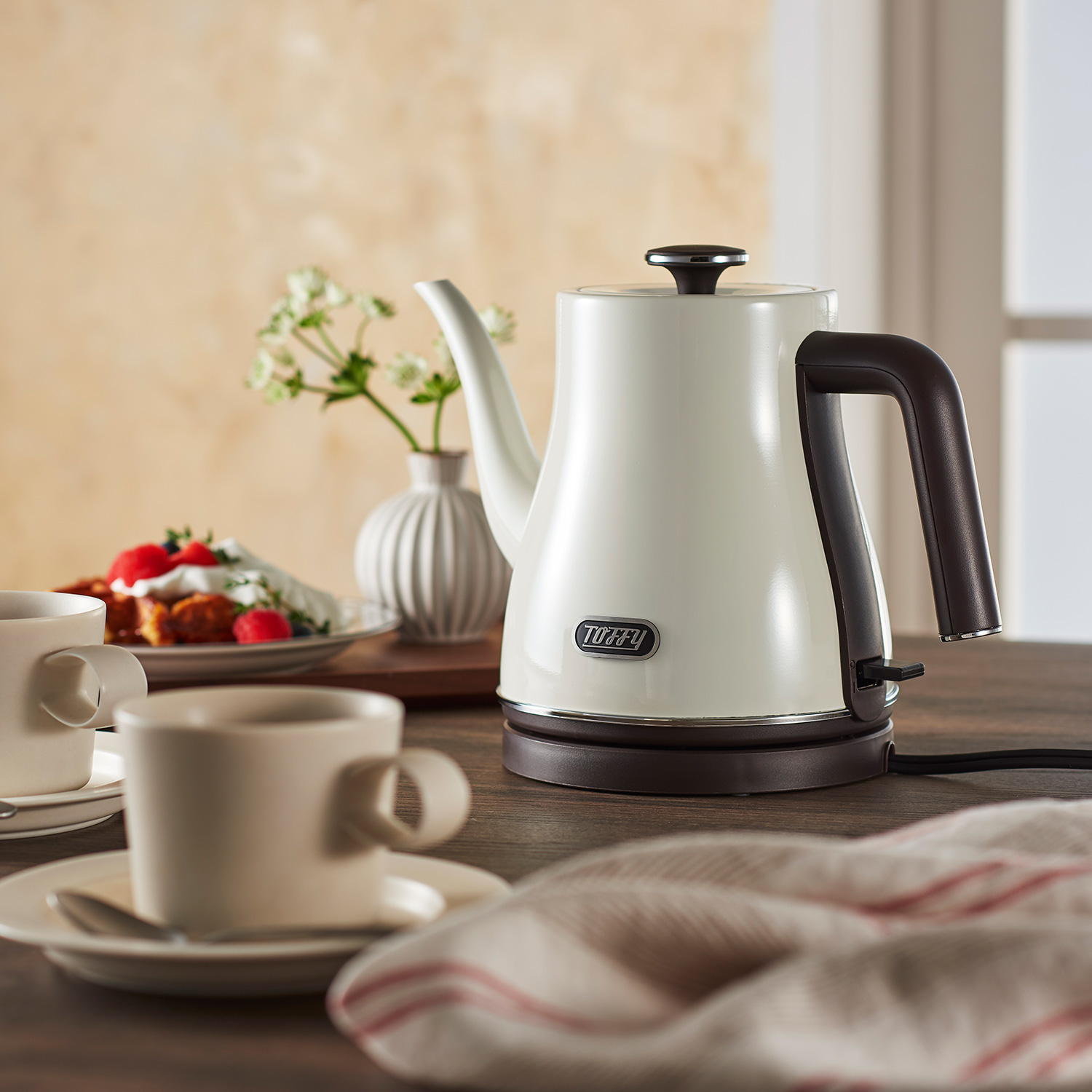 【新品 未使用】TOFFY トフィー ポット ケトル Toffy トフィー 電気ケトル 湯沸かしポット ELECTRIC KETTLE