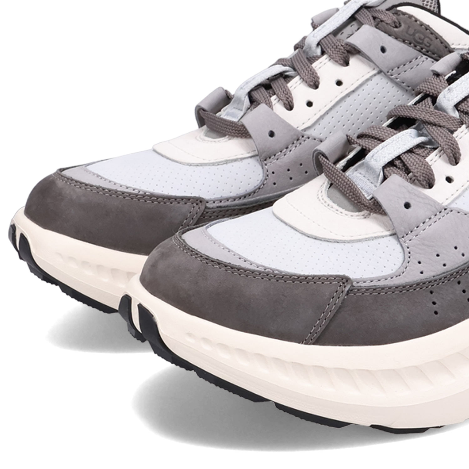 UGG（アグ） UGG V2 スニーカー ヌバック メンズ 厚底 CA805 V2 NUBUCK