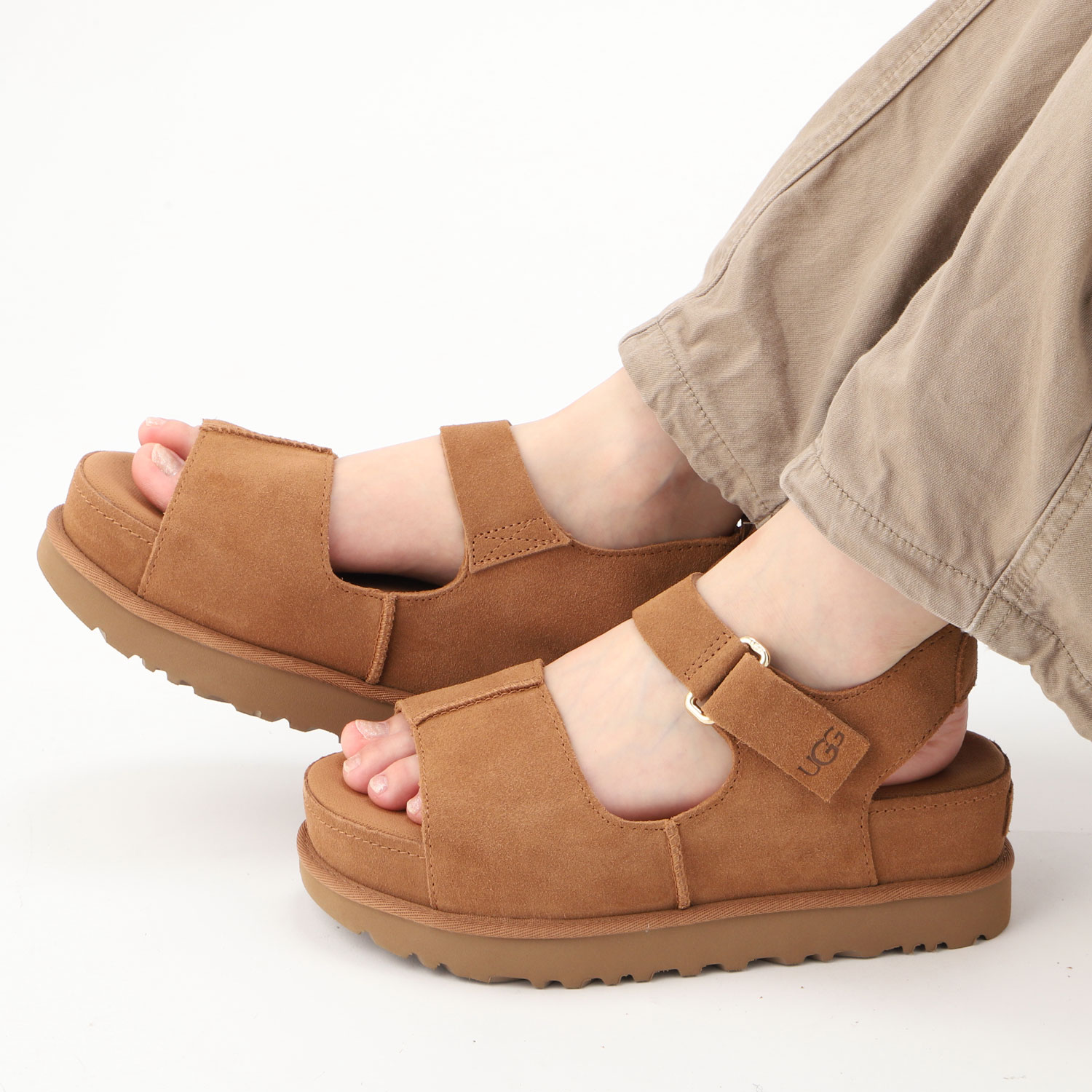 ⭐︎UGG アグ ゴールデンスター ハイ GOLDENSTAR HI UGG（アグ） ストラップサンダル ゴールデンスター ハイ レディース
