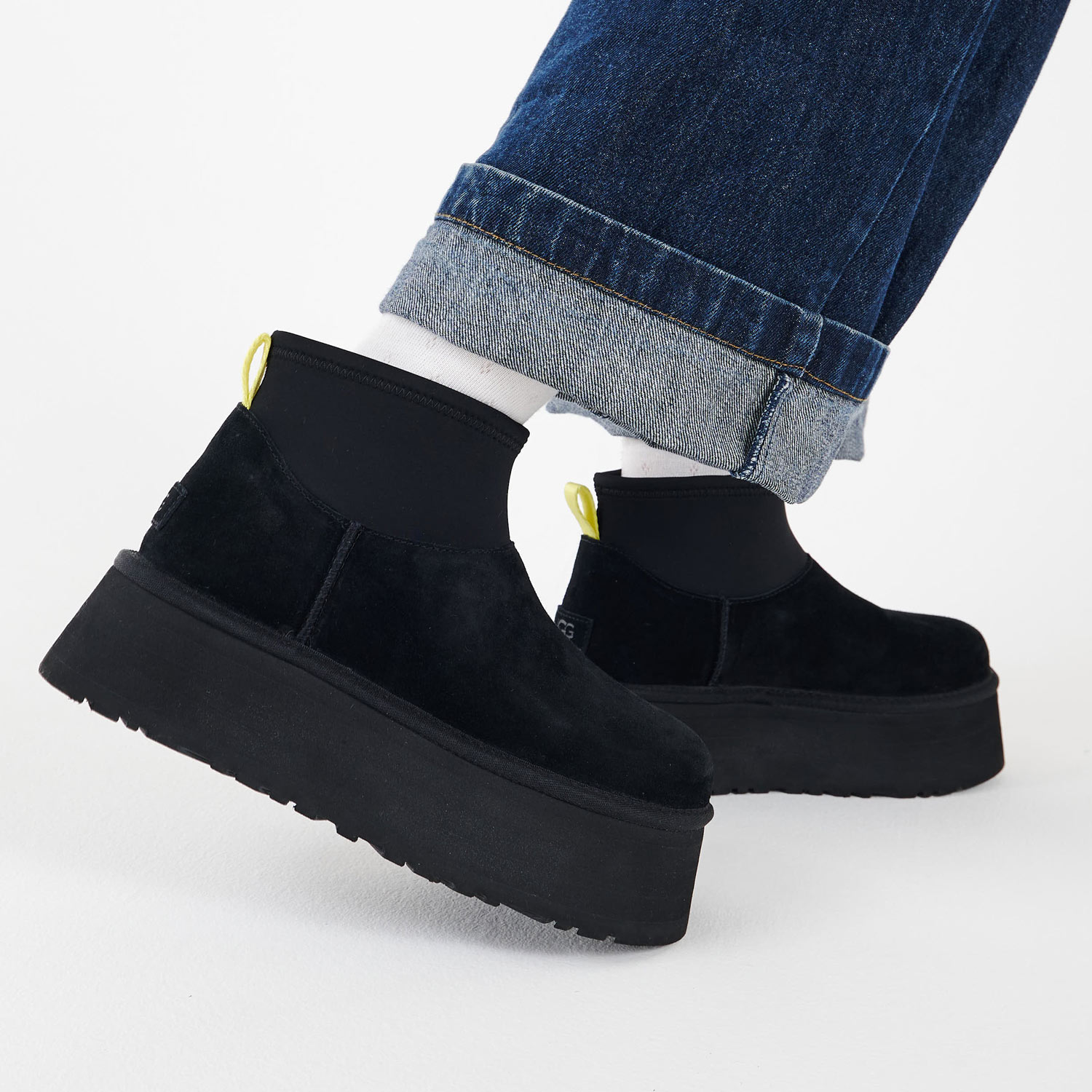UGG アグ CLASSIC DIPPER ブラック 39 25.0 UGG アグ CLASSIC DIPPER ブラック 39 25.0