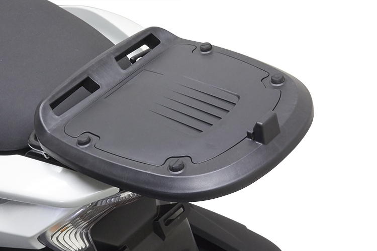 ⭐️離島別途送料追加⭐️ 新品未使用品【32L】ABSリアボックス楕円 バイク用品 2335 ABS リア ボックス 楕円 32L ブラック ※北海道、沖縄、離島