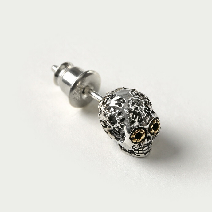 デリカビーズピアスユニークガイコツピアス▪️脱力系スカルピアス　緑リボン#a048 オンライン ショップハンドメイド・手芸 - デリカビーズピアス