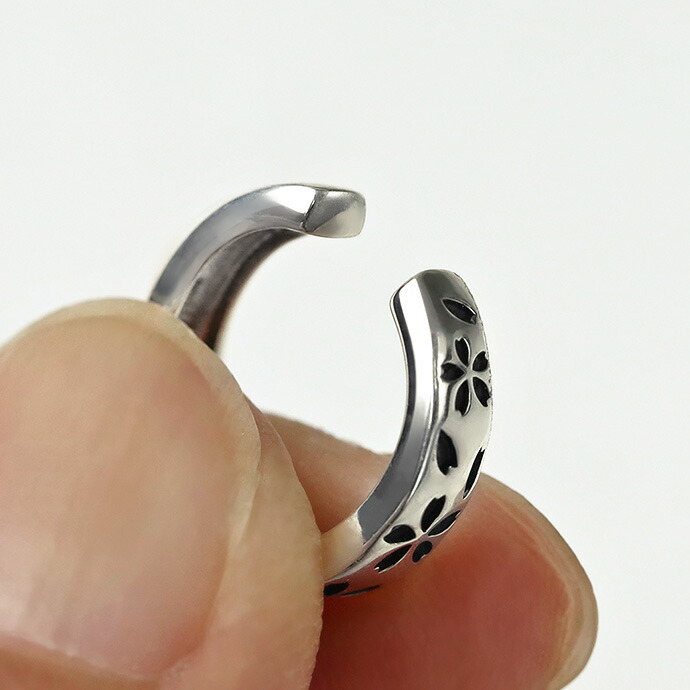 サクラ フェイクピアス メンズ レディース イヤーカフ イヤカフ イヤークリップ シルバー925 アクセサリー ノンホール ピアス穴不要 和柄 桜 さくら 片耳用 |  | 08