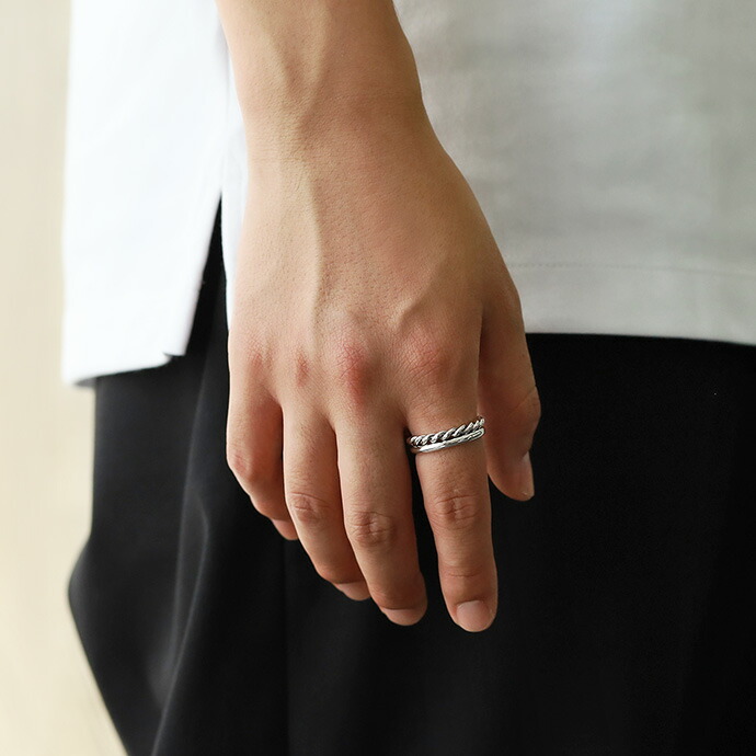 シルバー ストライプ重ねリング Two as one silver925 ねじりリング ペア – NOIR DE POUPEE