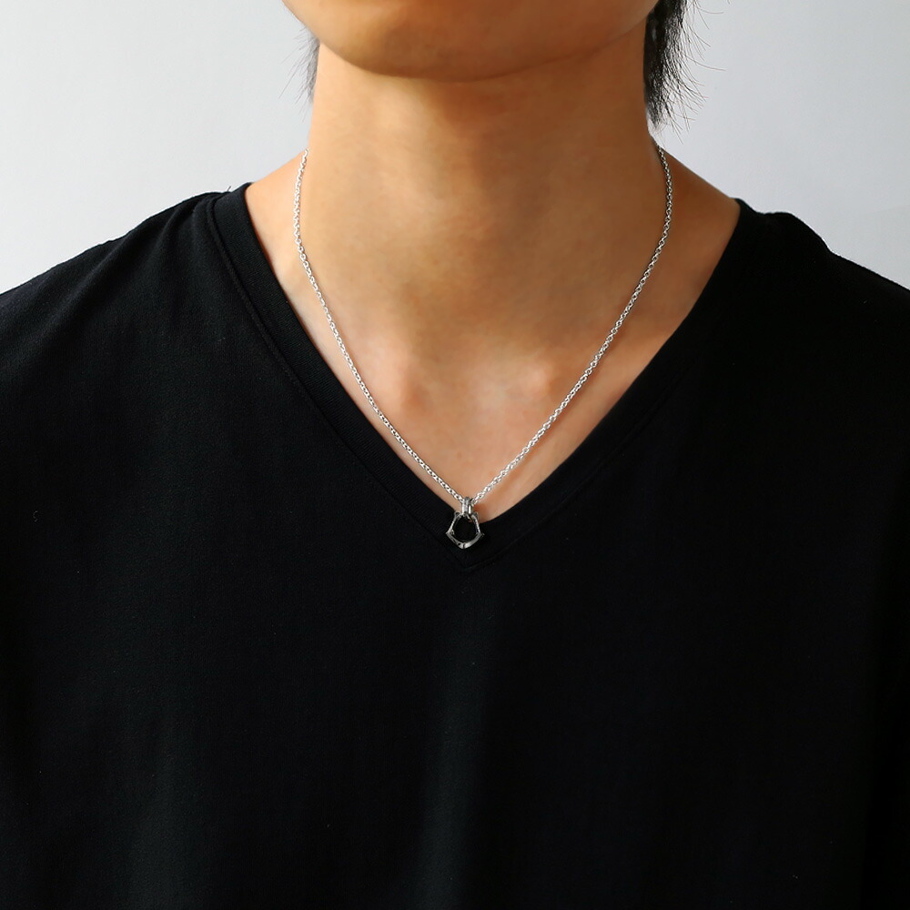 ペンダントトップ メンズ 馬蹄 ホースシューネックレス チェーンなし プラチナ Pt900 小さめ ブランド FLUI プラチナネックレス 男性 20代 30代 40代 50代の画像