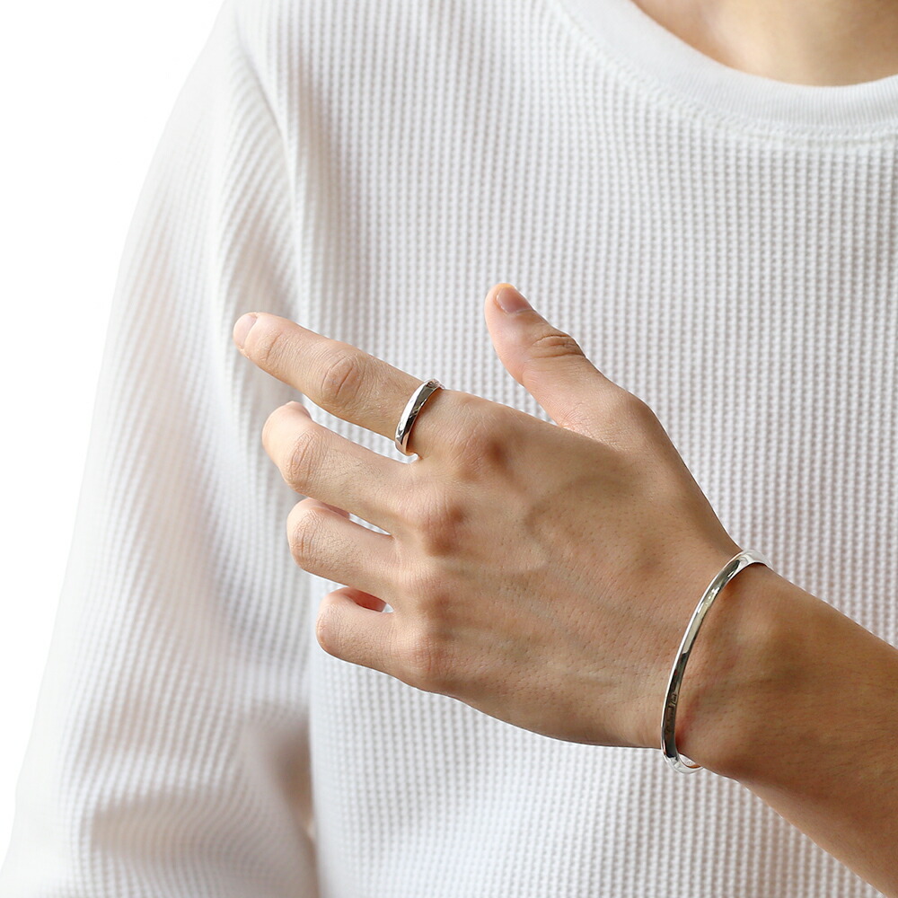 Binich] FLUI (フルイ) リップル リング ブランド 指輪 11号 メンズ シルバー925 シルバー アクセサリー 9  楽天市場】＼割引クーポン／FLUI(フルイ) リング メンズ 指輪 ブランド モチーフ コレクション リング (メンズタイプ) クロス ホースシュー  馬蹄 スター 星 ...