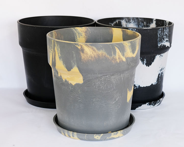 【中古品】大型プラ鉢 dscf2151.jpg