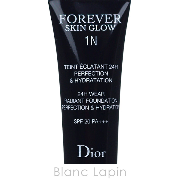 新品未使用　Dior スキンフォーエバー フルイド グロウ 2N ディオールスキン フォーエヴァー フルイド グロウ 2Nをレビュー