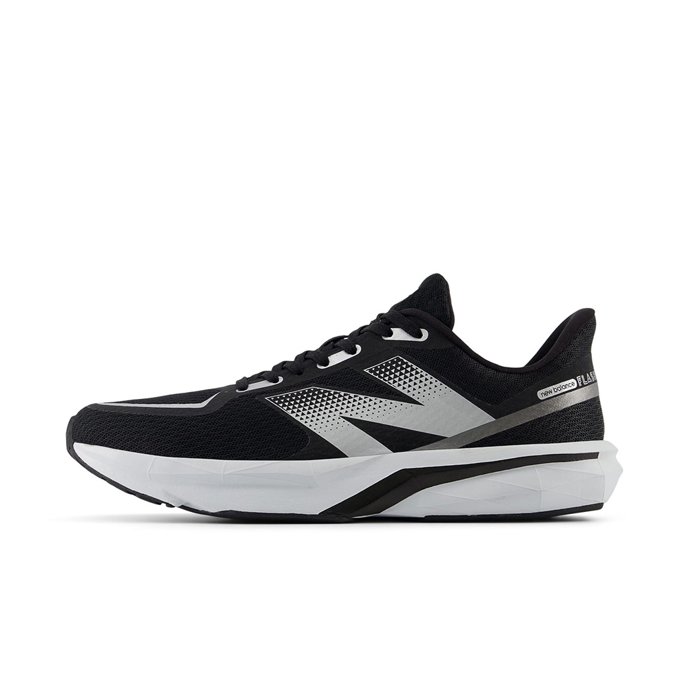 ニューバランス 26 cm メンズフィットネス ランニング シューズ 日本正規品 New Balance（ニューバランス） メンズ ランニングシューズ ダイナ