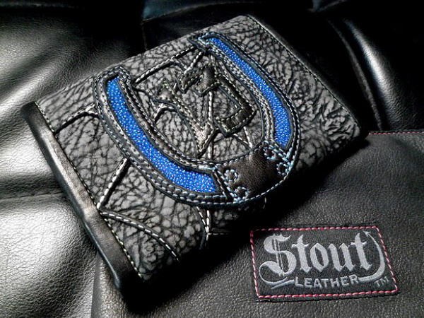 □スペシャルセール□ Stout Leather ウォレット Lucky 13 スタウト