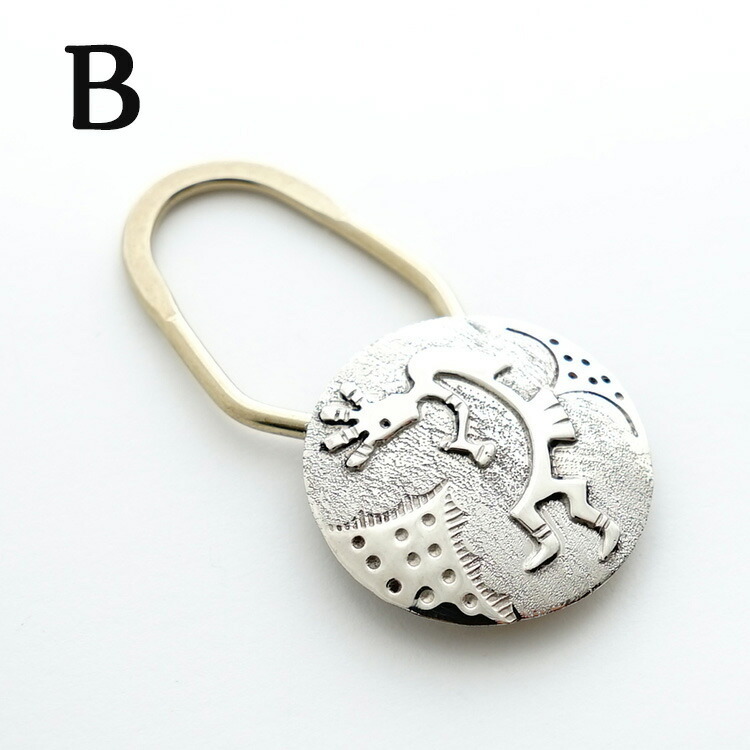 高級感 幸運の天使 ナバホ族 キーホルダー インディアンジュエリー キーホルダー 7種類のココペリから選べる ナバホ族 ココペリ ハンドメイド Usa直輸入 海外 プレゼント ギフト レディース メンズ おしゃれ お守り Sv925 財布 帽子 ファッション小物 Www