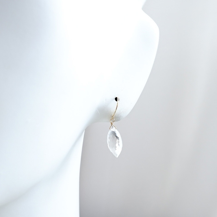 天然石 ピアス K18 18金 水晶 クリスタル 大粒 シャンデリアカット 