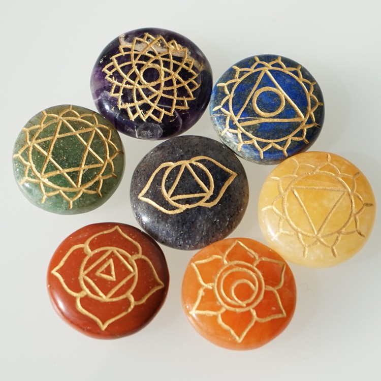 チャクラストーン パワーストーン 天然石 シンボル彫刻入り 7つの