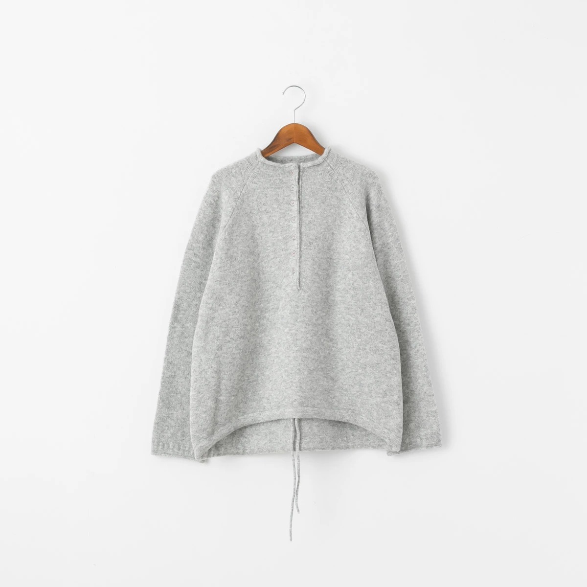 mao made（マオメイド） モックネック ヘンリーネック プルオーバー