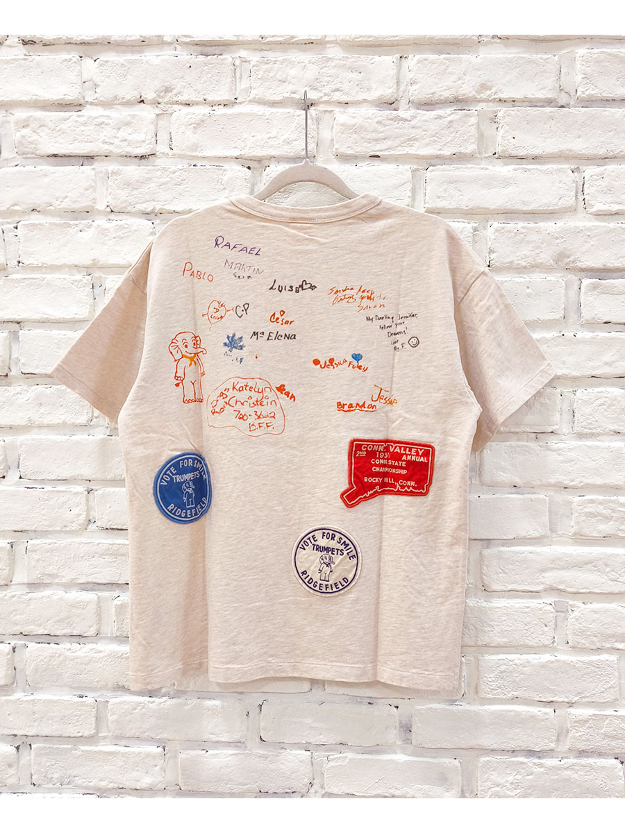 【★30%OFF】SALE セール DENIM DUNGAREE デニムダンガリー 服 テンジク TRUMPETS TEE 22520413 ブランド レディース Tシャツ 半袖 半袖Tシャツ プリント ロゴ DENIM DUNGAREE 【☆20%OFF】SALE セール デニムダンガリー 服