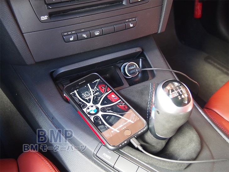 BMW 純正 デュアル USBチャージャー 全車種対応 2ポート Type-A×2 QC3.0搭載 急速充電対応 車載充電器 カーチャージャー  :65412458285:BMモーターパーツ - 通販 - Yahoo!ショッピング